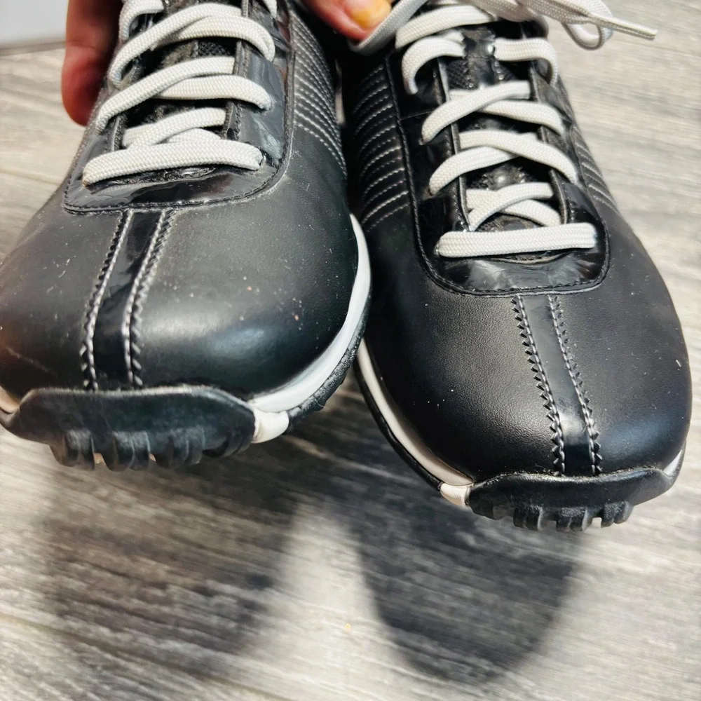 Nike Women's Black Delight II Golf Shoes Spiked Leather White Stitching Size 9.5